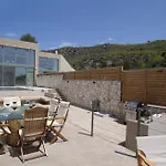 Vila Endogeios Luxury *