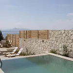 Endogeios Luxury Vila *