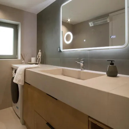 Villa Endogeios Luxury *