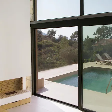 Villa Endogeios Luxury