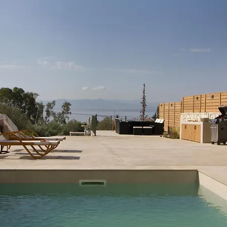 Endogeios Luxury Villa Loutráki