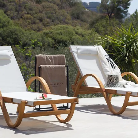 别墅 Endogeios Luxury 路特奇