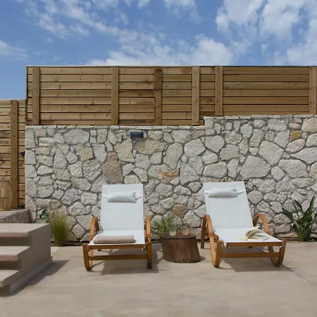 Endogeios Luxury Loutráki