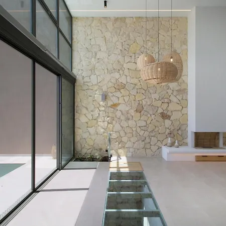 Endogeios Luxury Villa *