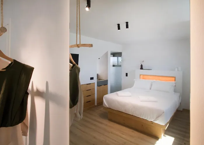 Villa Endogeios Luxury