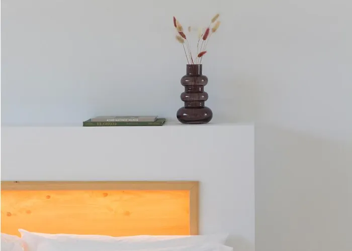 Endogeios Luxury Λουτράκι