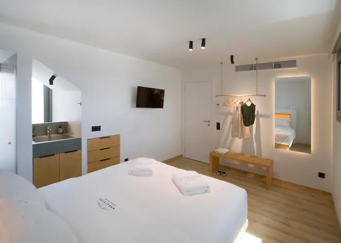 Endogeios Luxury Λουτράκι