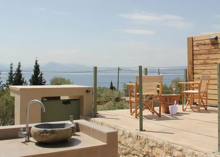 Endogeios Luxury Λουτράκι