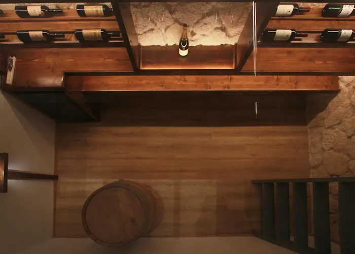 Endogeios Luxury Vila