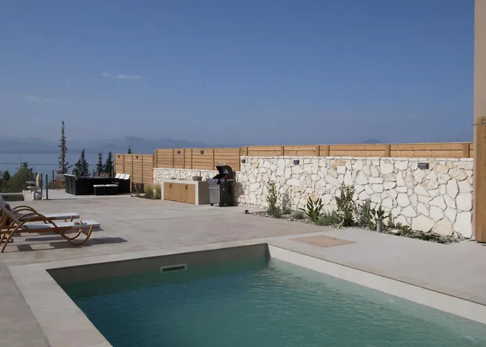 Endogeios Luxury Vila Loutráki