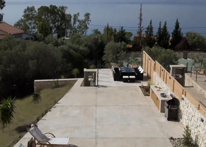 Endogeios Luxury Villa