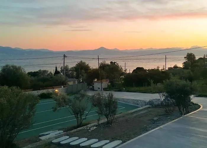 Endogeios Luxury * Loutráki